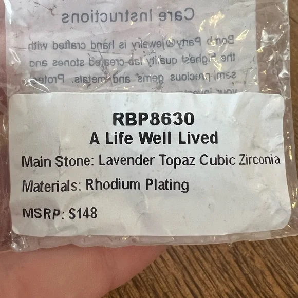 Bomb Party OG Size 8 - Picture 2 of 3